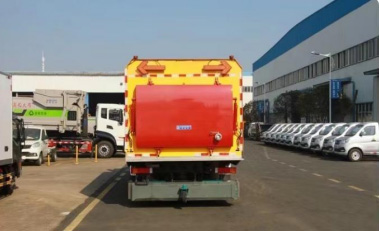 東風天錦18噸多功能高速清掃車圖片4