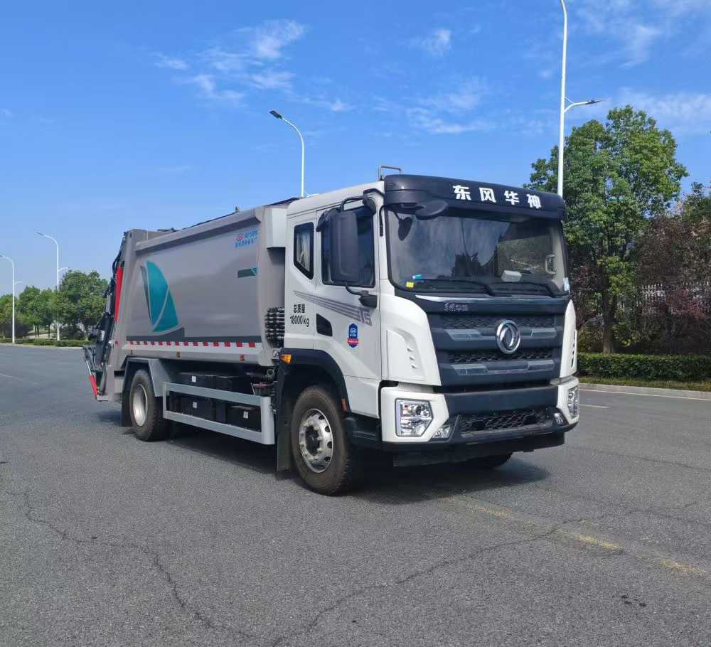 東風(fēng)華神18噸純電動(dòng)壓縮式垃圾運(yùn)輸車(chē)