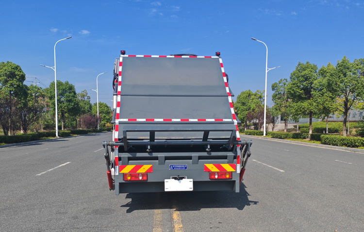 東風(fēng)華神純電動高端壓縮垃圾車圖片5