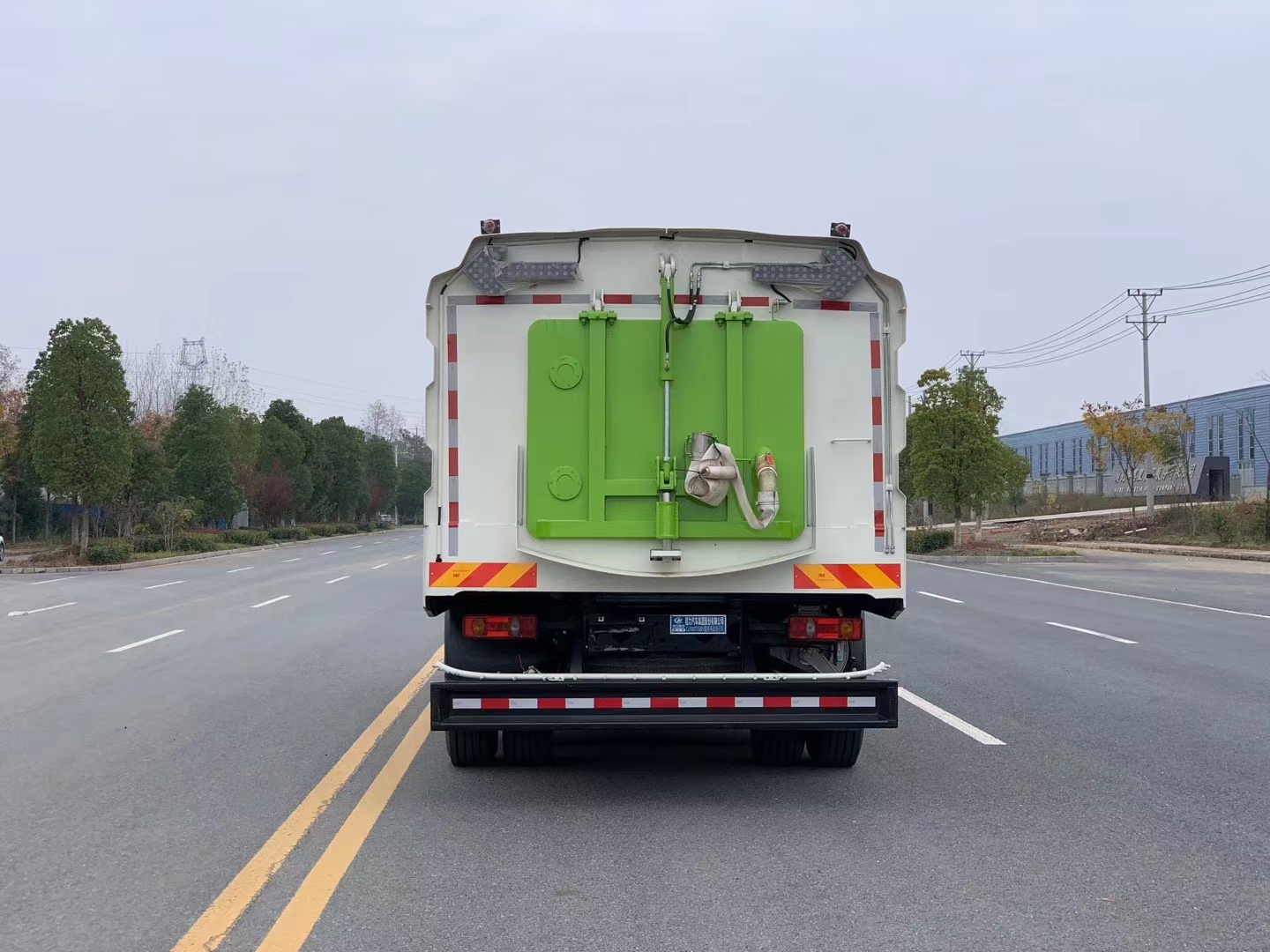 東風華神純電動洗掃車圖片5